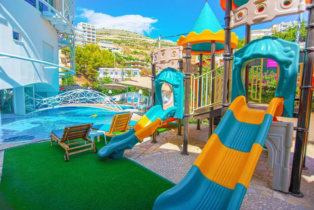 Bougainville Bay Hotel Sarandë