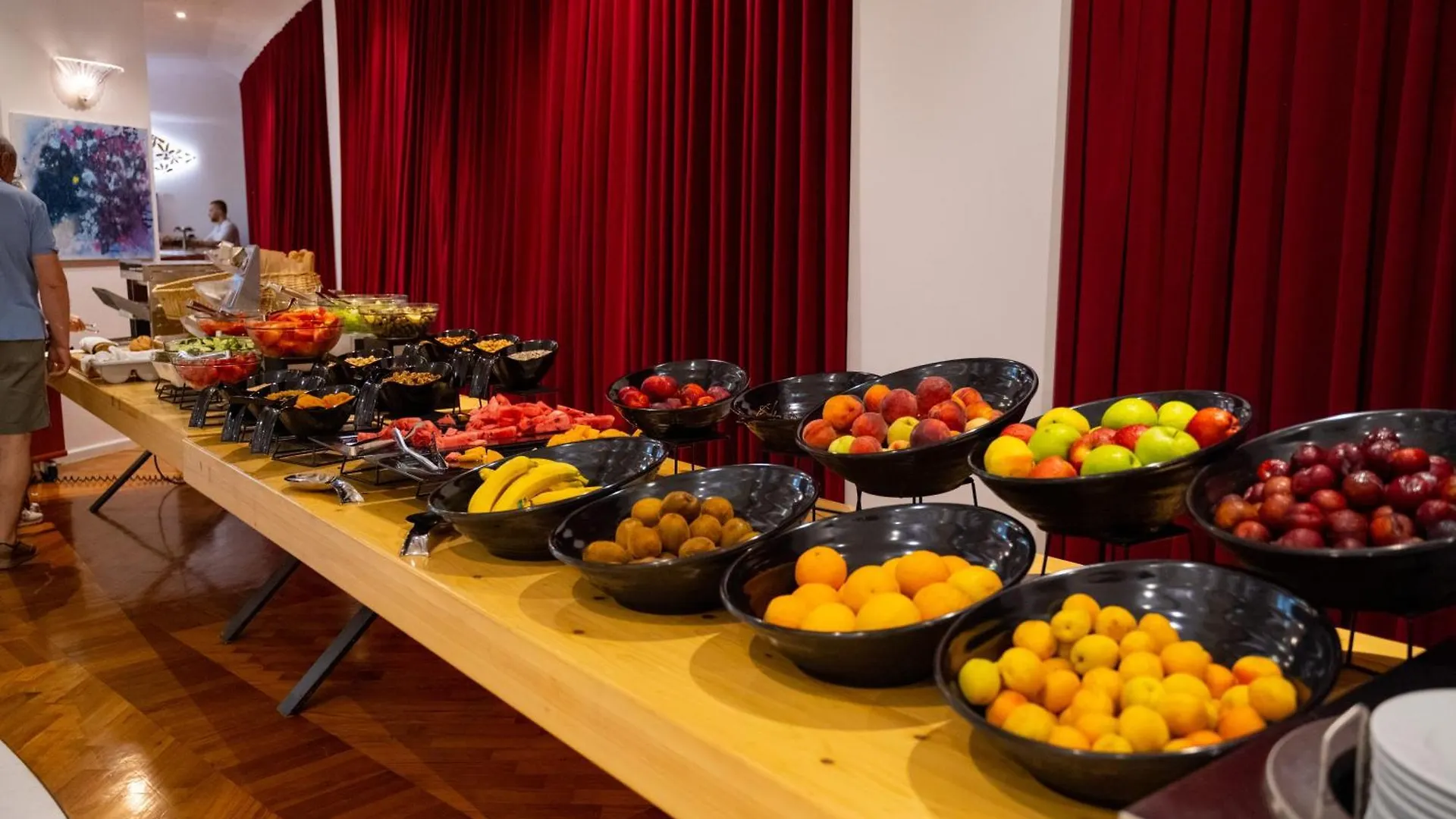 Bougainville Bay Hotel Saranda