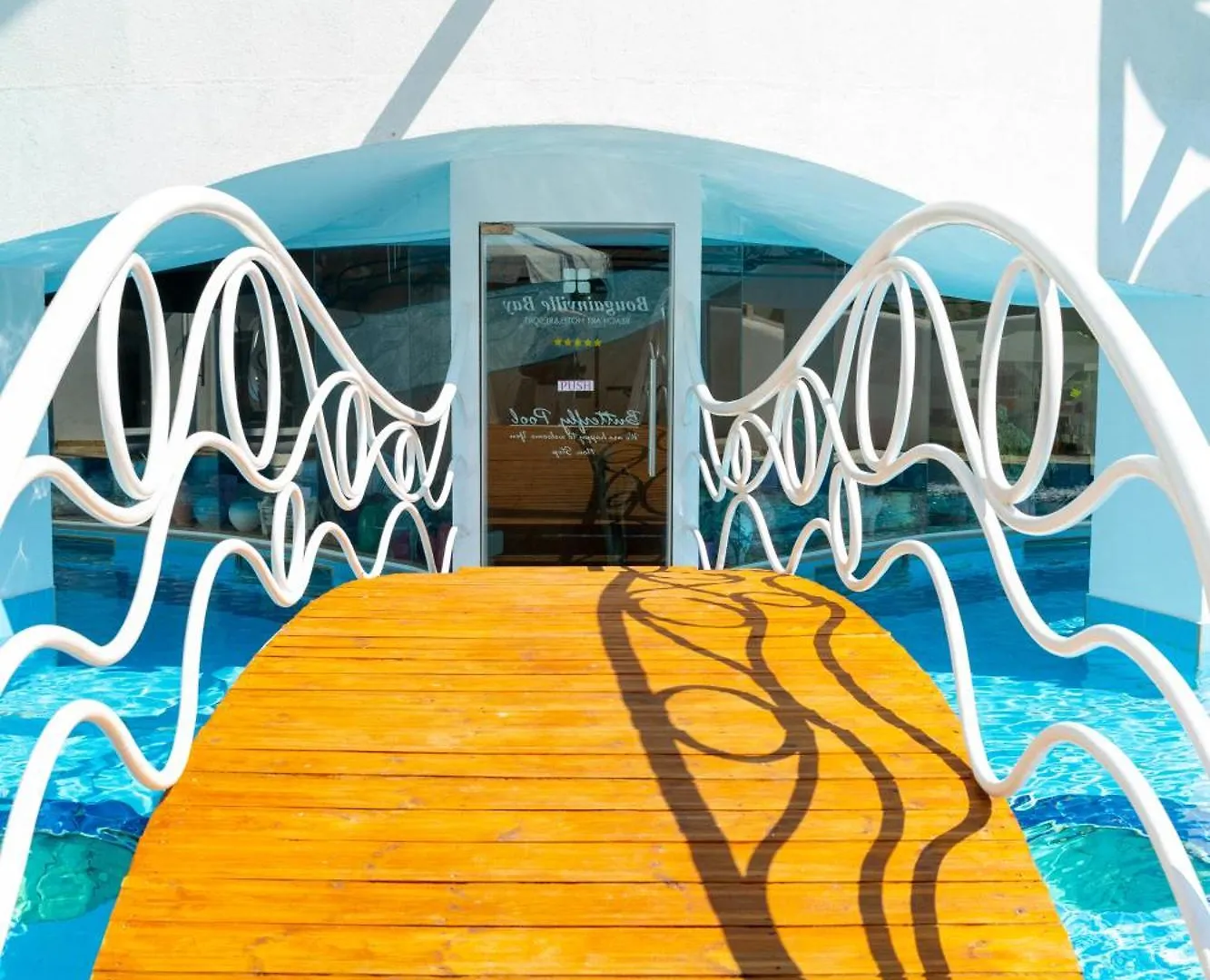 Bougainville Bay Hotel Σαράντα 5*,