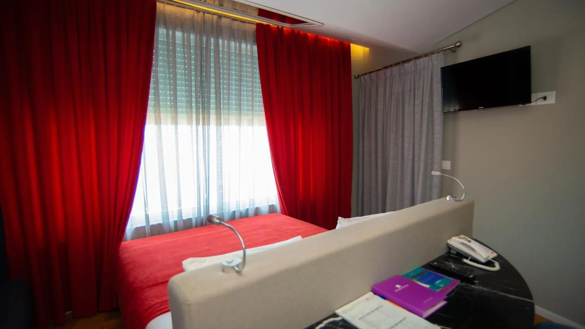 Bougainville Bay Hotel Σαράντα Αλβανία