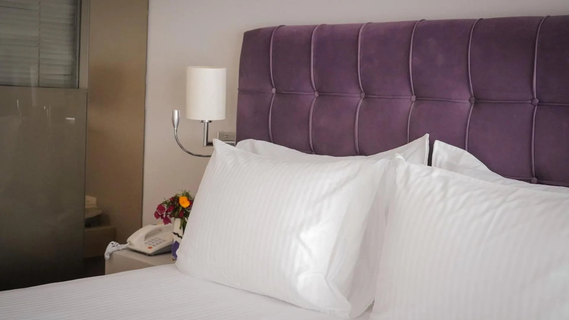 Bougainville Bay Hotel Sarande
